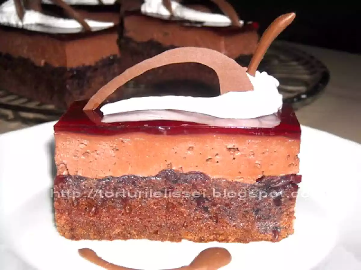 Prajitura cu visine si crema Ole - poza 2