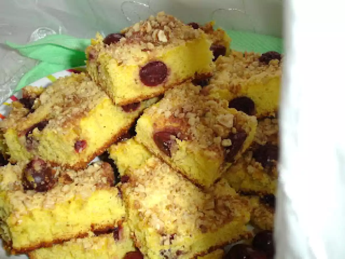 Prajitura cu visine si nuci - poza 4