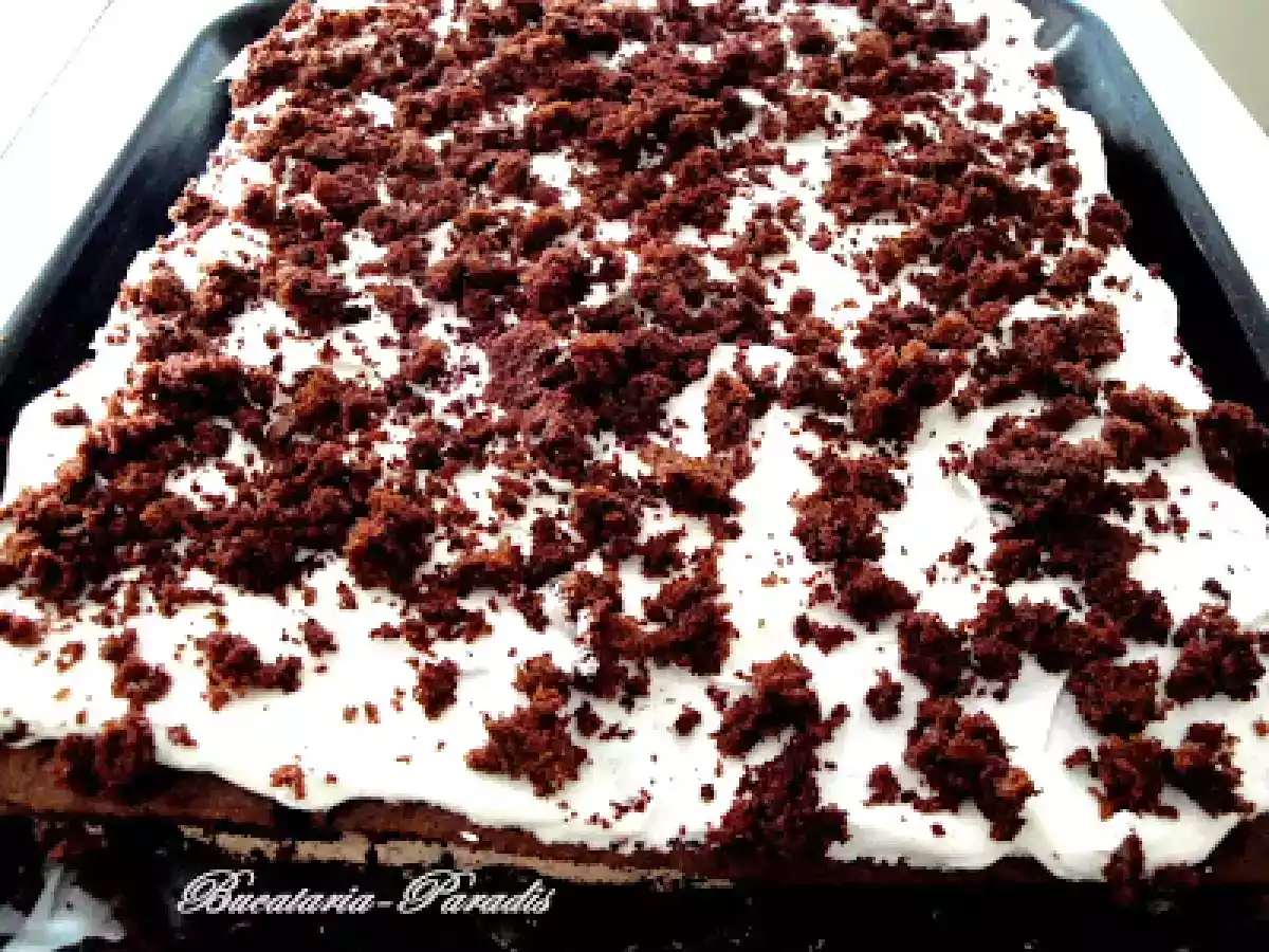 Prajitura de ciocolata cu crema ganache - poza 2