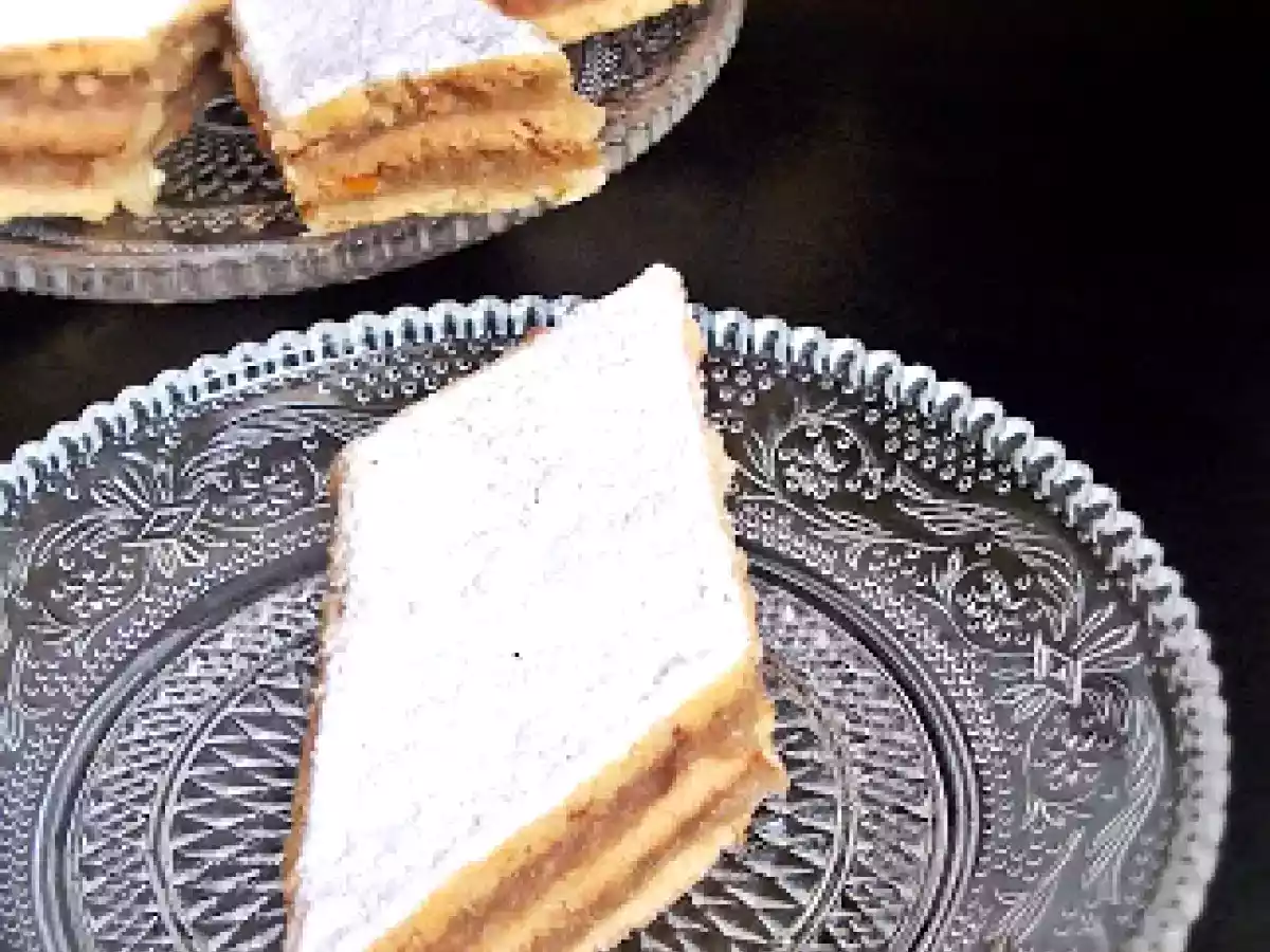 Prajitura de post, cu mar - poza 2