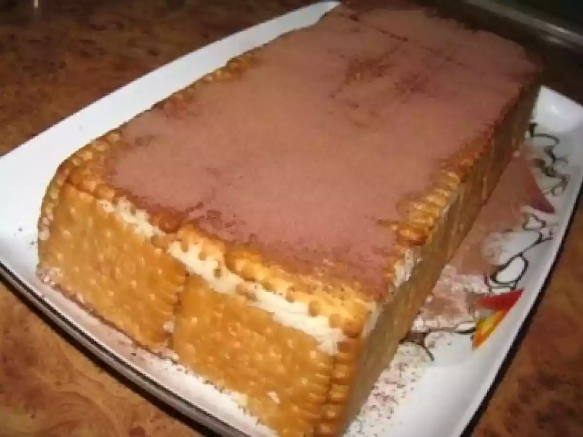 Prajitura din pudding cu biscuiti - poza 2