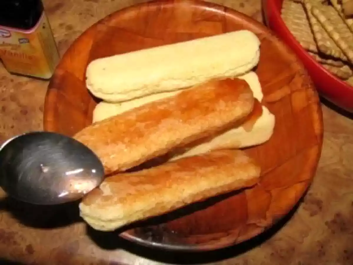 Prajitura din pudding cu biscuiti - poza 5