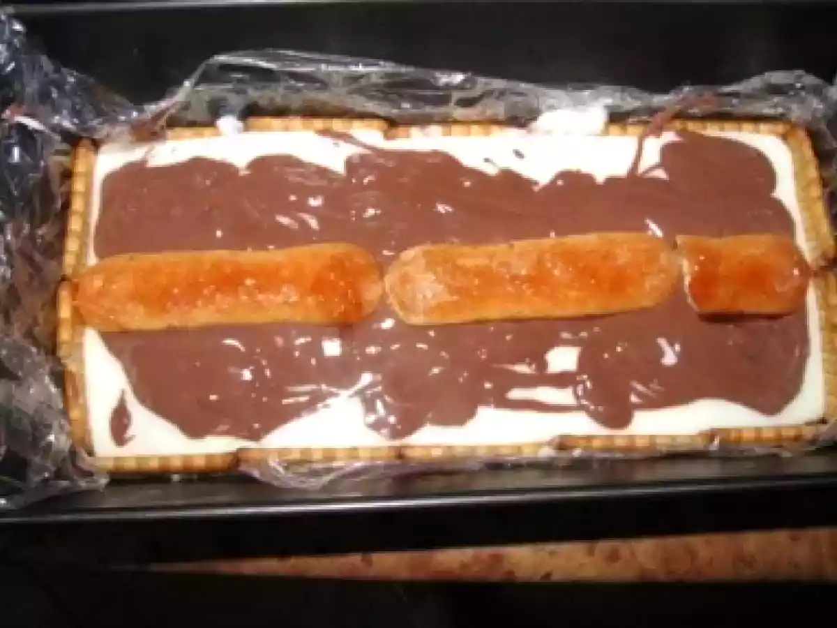 Prajitura din pudding cu biscuiti - poza 8