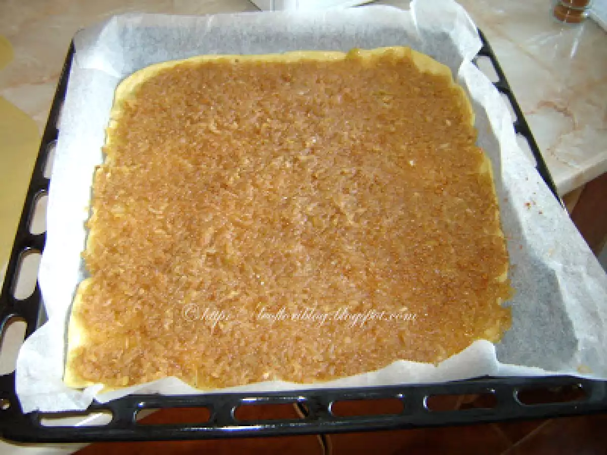 Prajitura frageda cu mere / Apple cake - poza 2