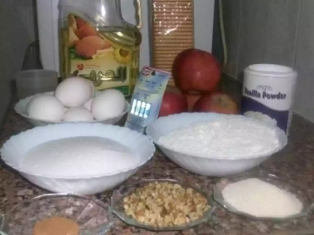 Prajitura intoarsa cu mere si biscuiti - poza 2