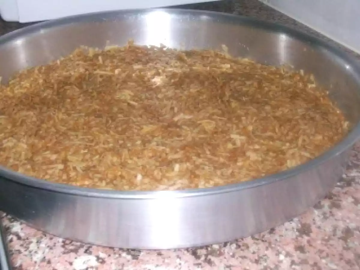 Prajitura intoarsa cu mere si biscuiti - poza 4