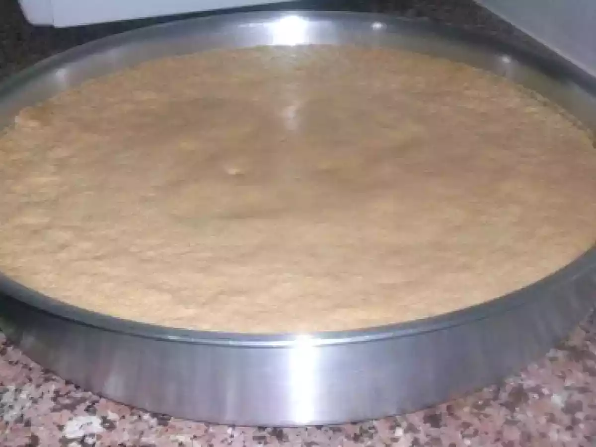 Prajitura intoarsa cu mere si biscuiti - poza 5