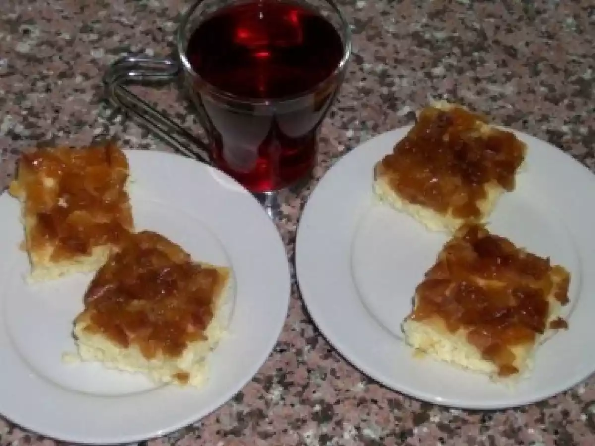 PRAJITURA INTOARSA, CU NECTARINE - poza 2