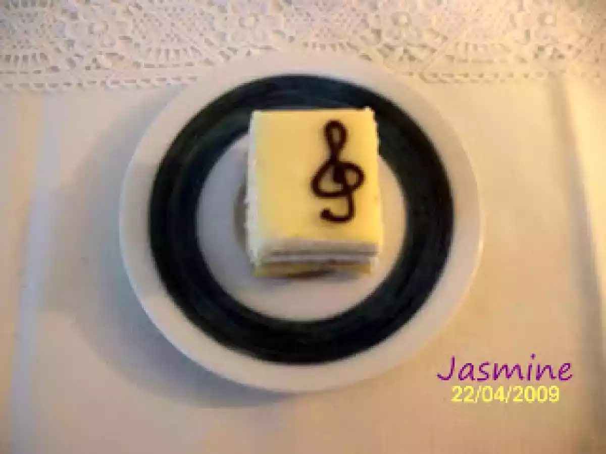 PRAJITURA OPERA ALBA - poza 6