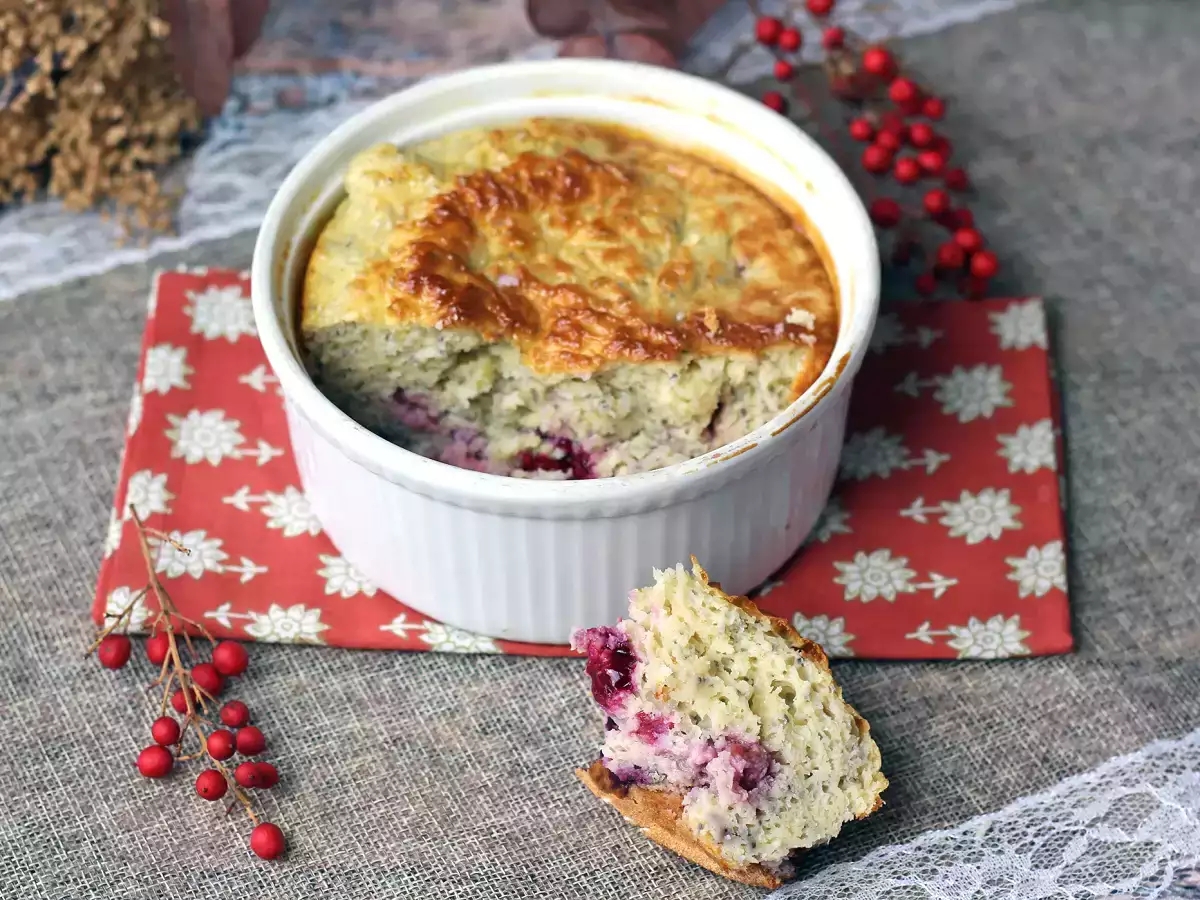 Prăjitură proteică super-simplă cu fructe roșii - poza 5