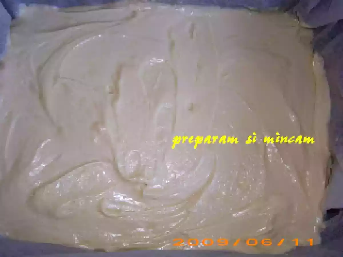 Prajitura pufoasa cu gem de cirese - poza 3