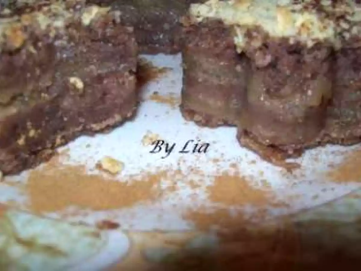 Prajitura rapida a cu mere si nuci - poza 2