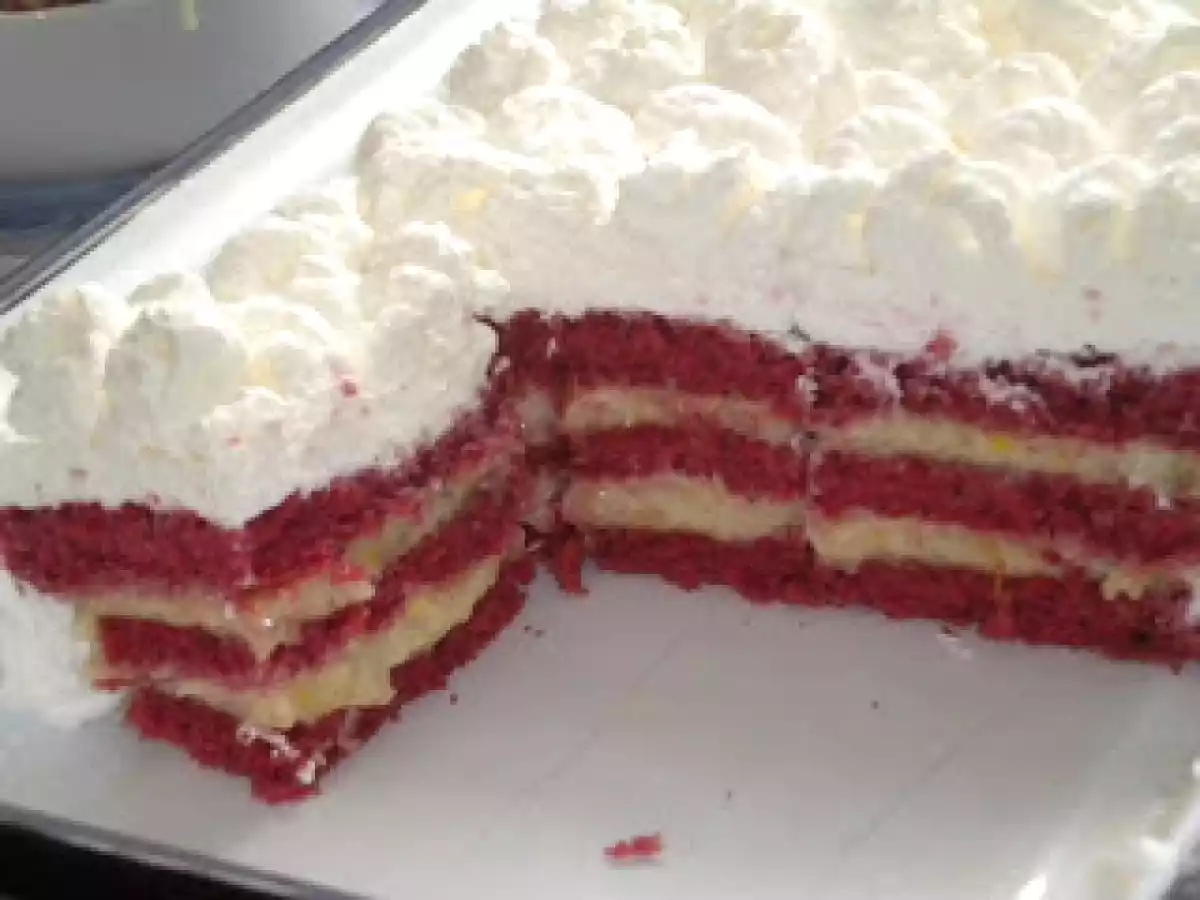 Prajitura Red Velvet - poza 2