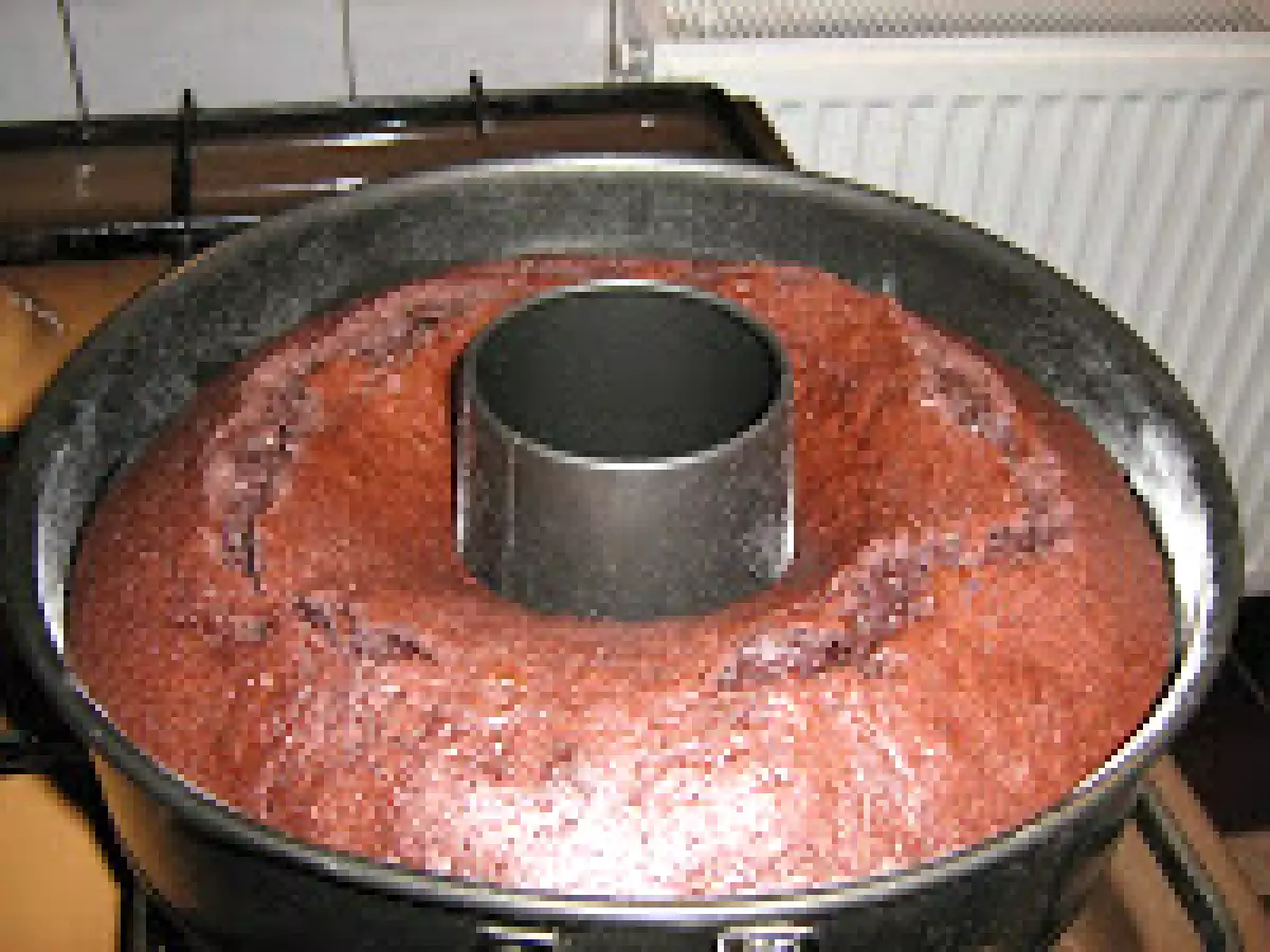 Prajitura rotunda de cacao cu glazura - poza 5