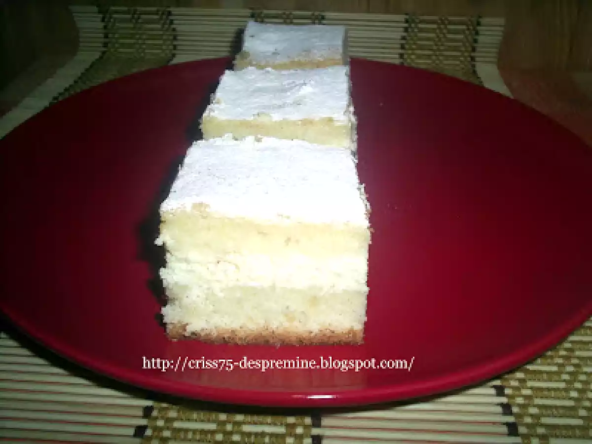 Prajitura turnata cu branza