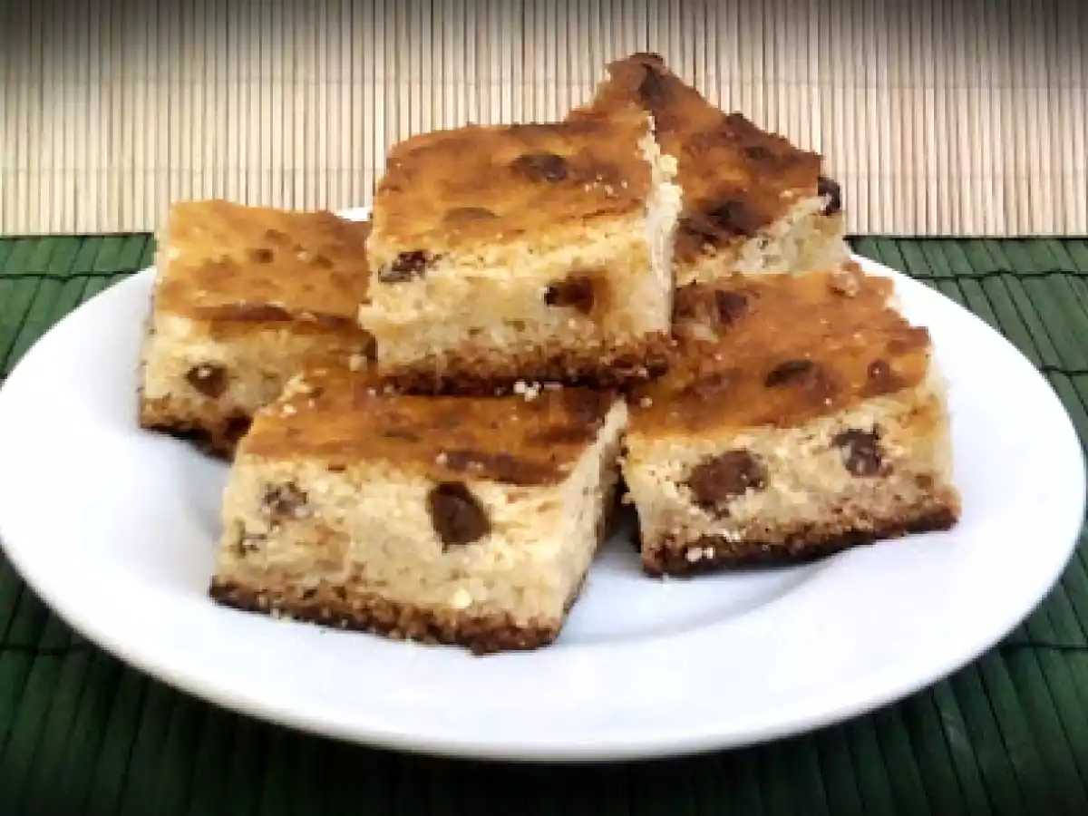 Prajitura turnata cu branza