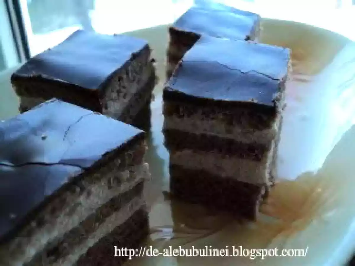 Prjitur cu foi si crema cu cacao