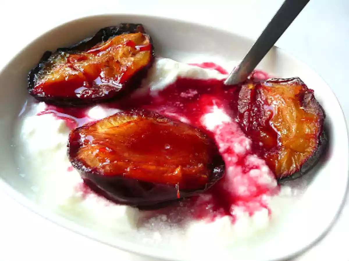 Prune coapte. Cu iaurt.