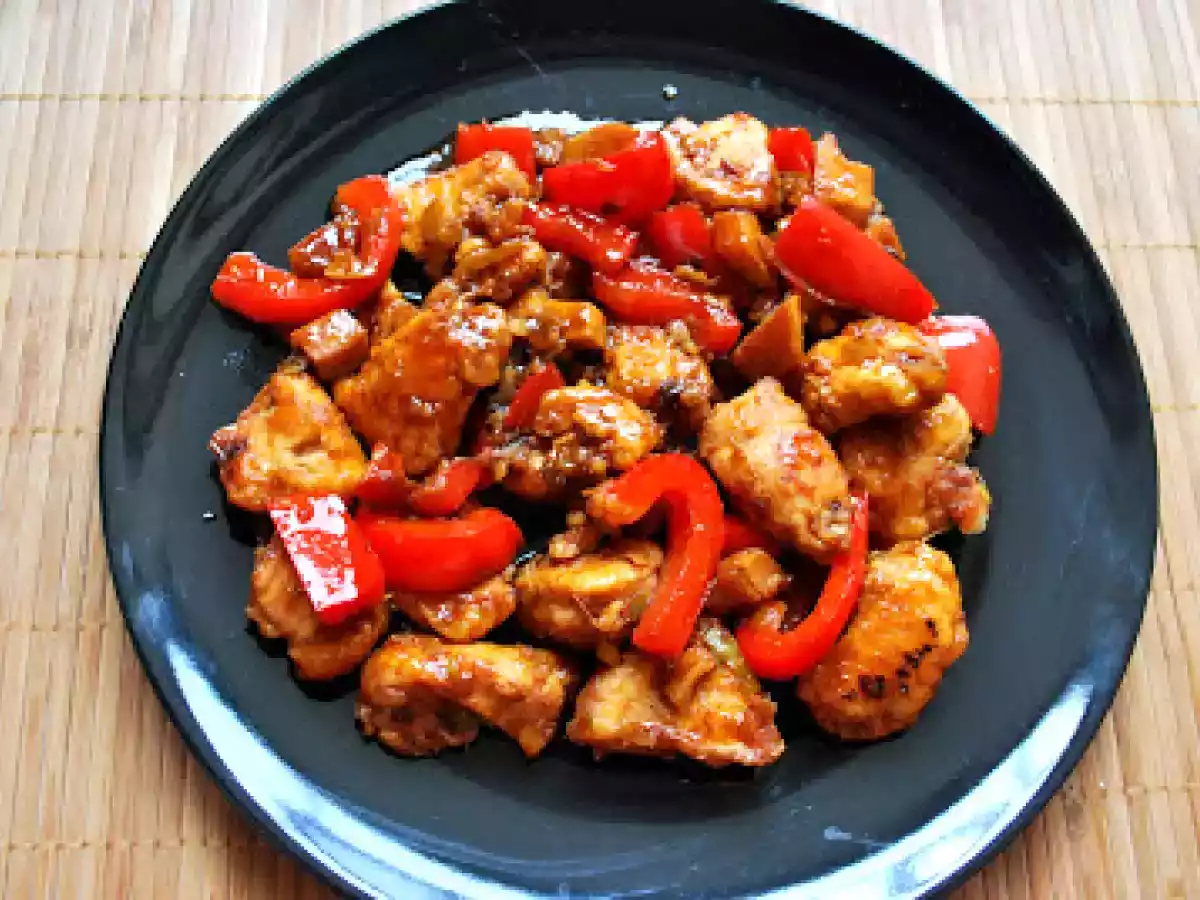 Pui calit cu ardei si muguri de bambus - poza 2