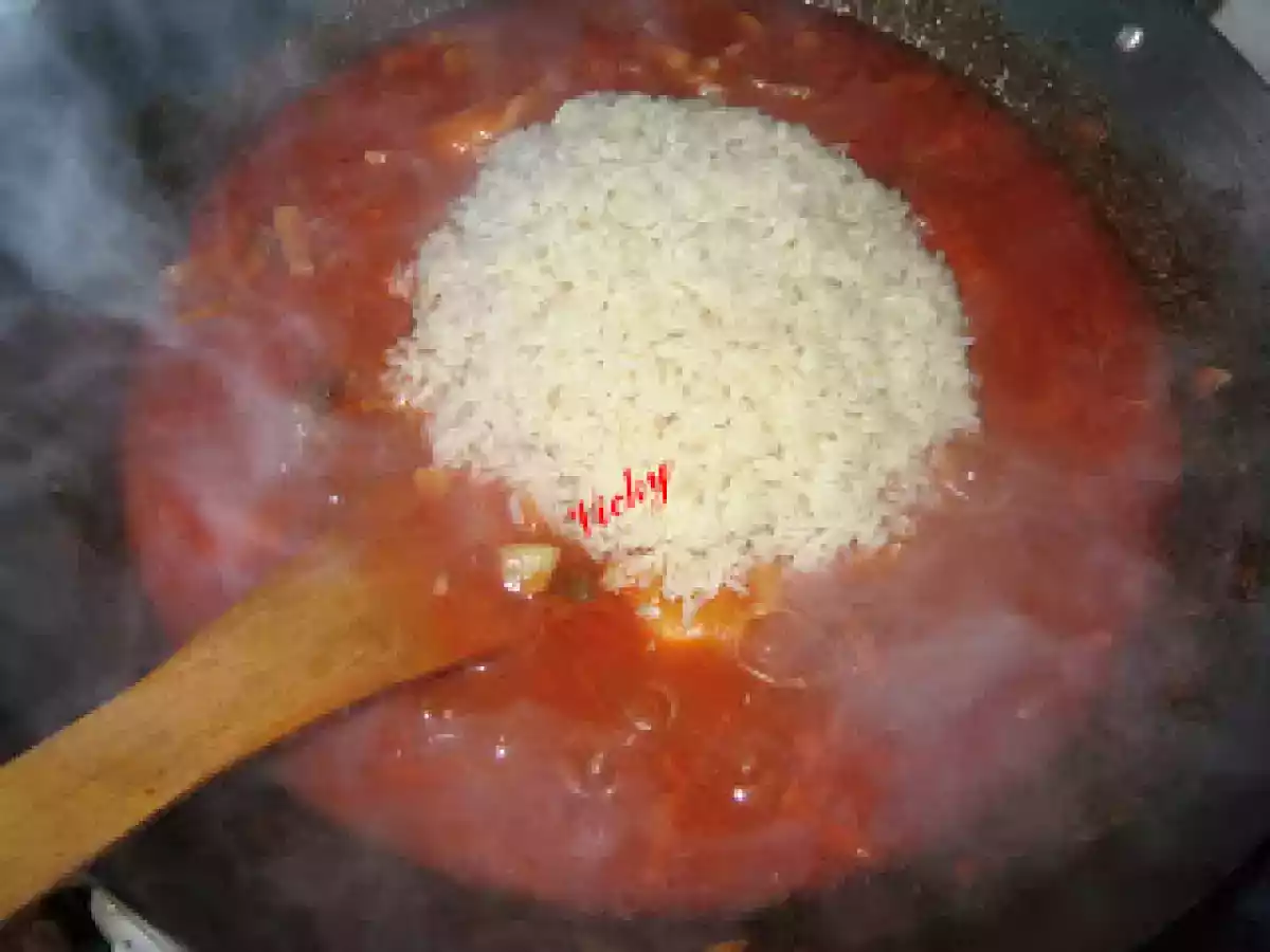 Pui cu ciuperci in sos de rosii picant - poza 10