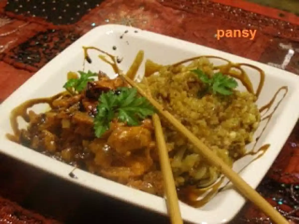 Pui cu pasta rosie de curry