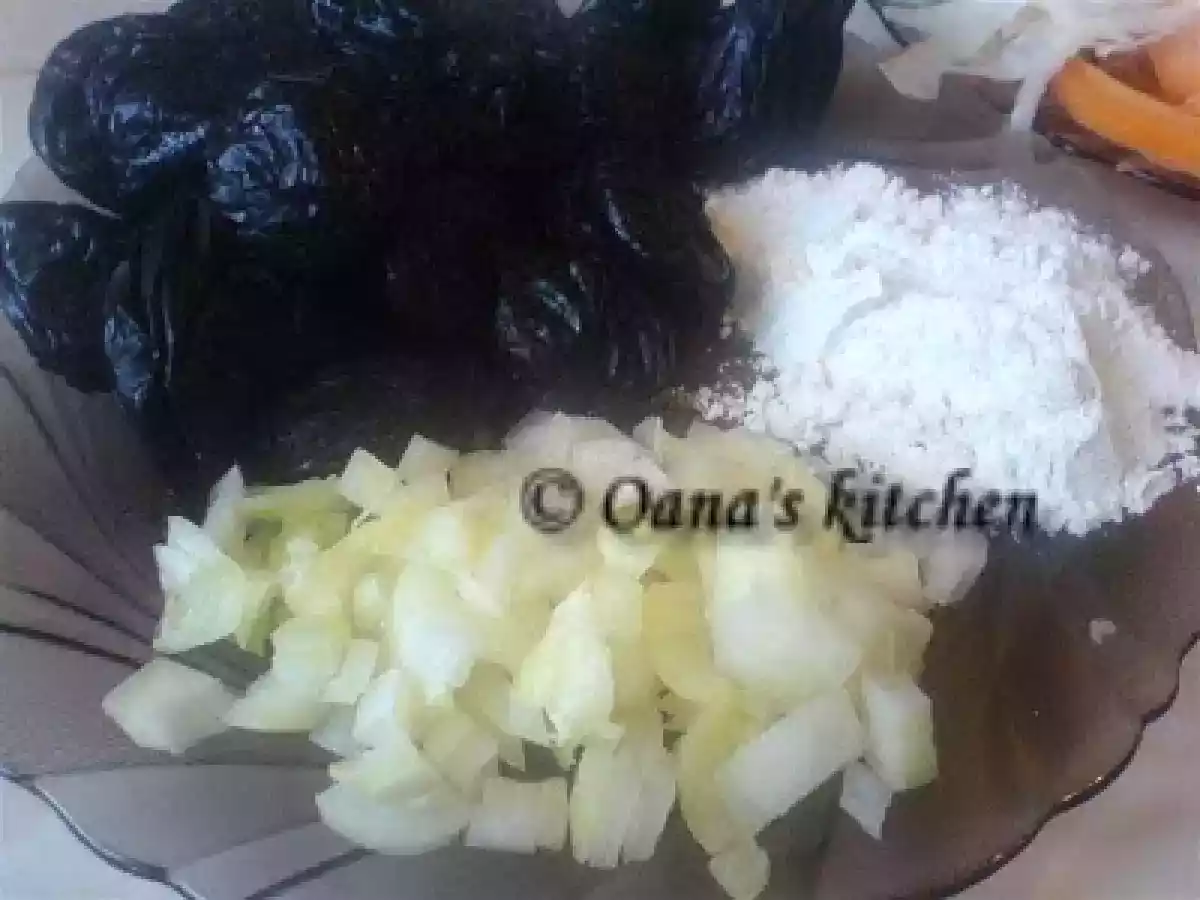 PUI CU PRUNE USCATE SI LEGUME - poza 4