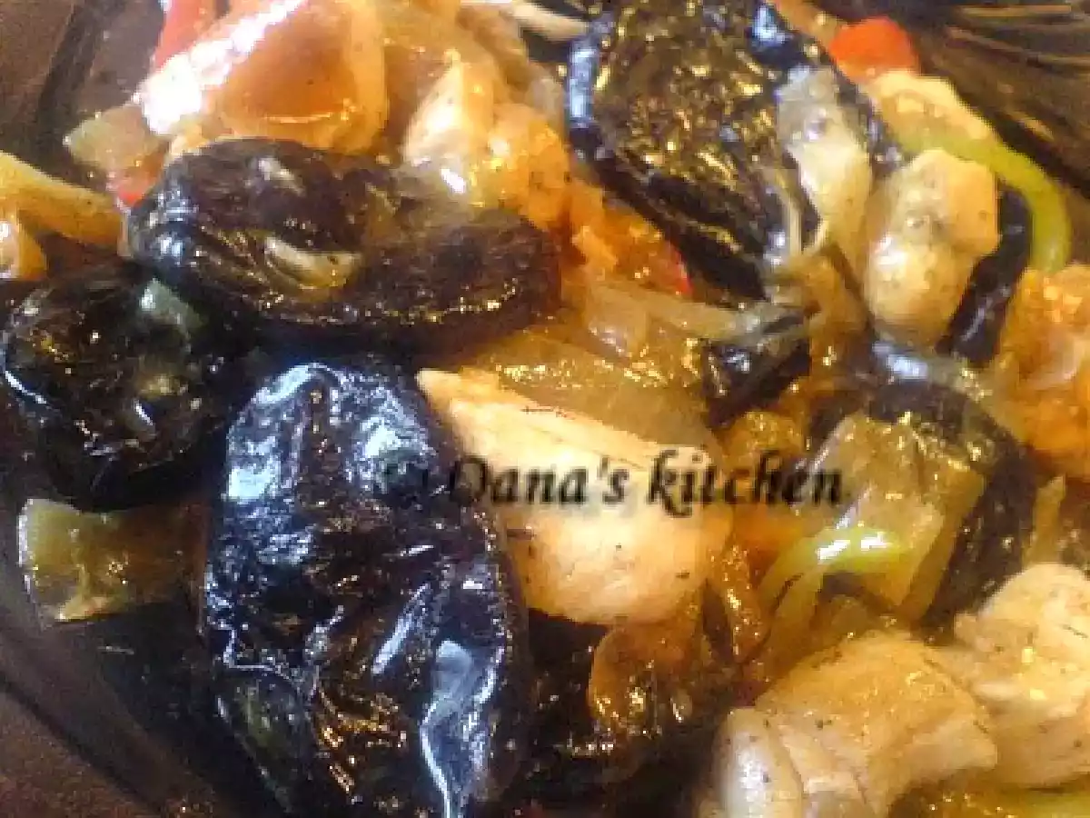 PUI CU PRUNE USCATE SI LEGUME - poza 8