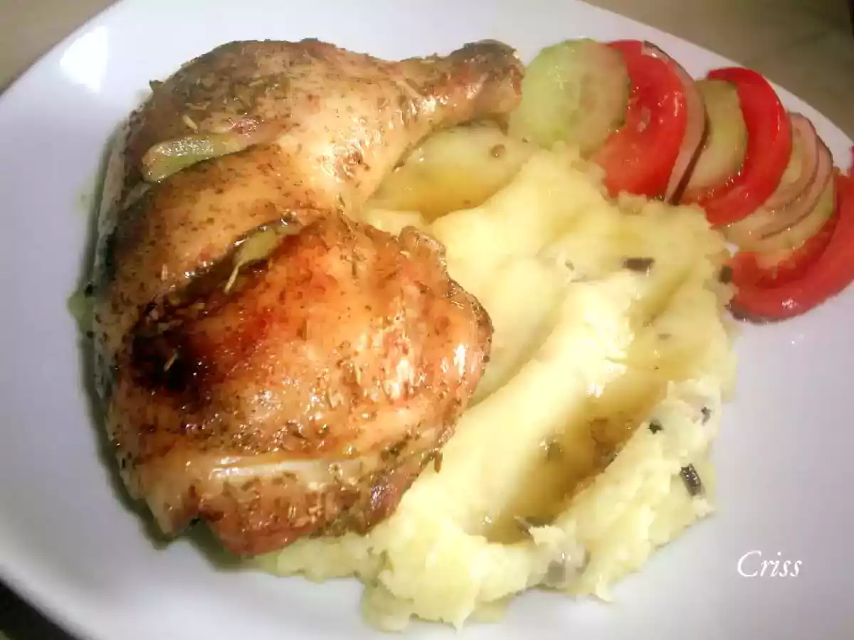 Pui cu rozmarin si usturoi - poza 2