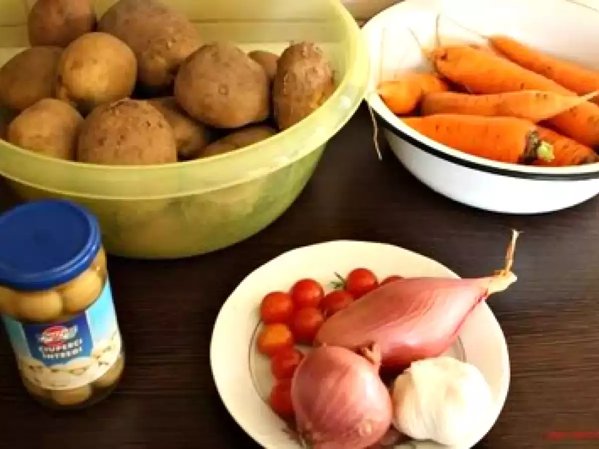 Pui la cuptor, cu legume si sos curry - poza 2