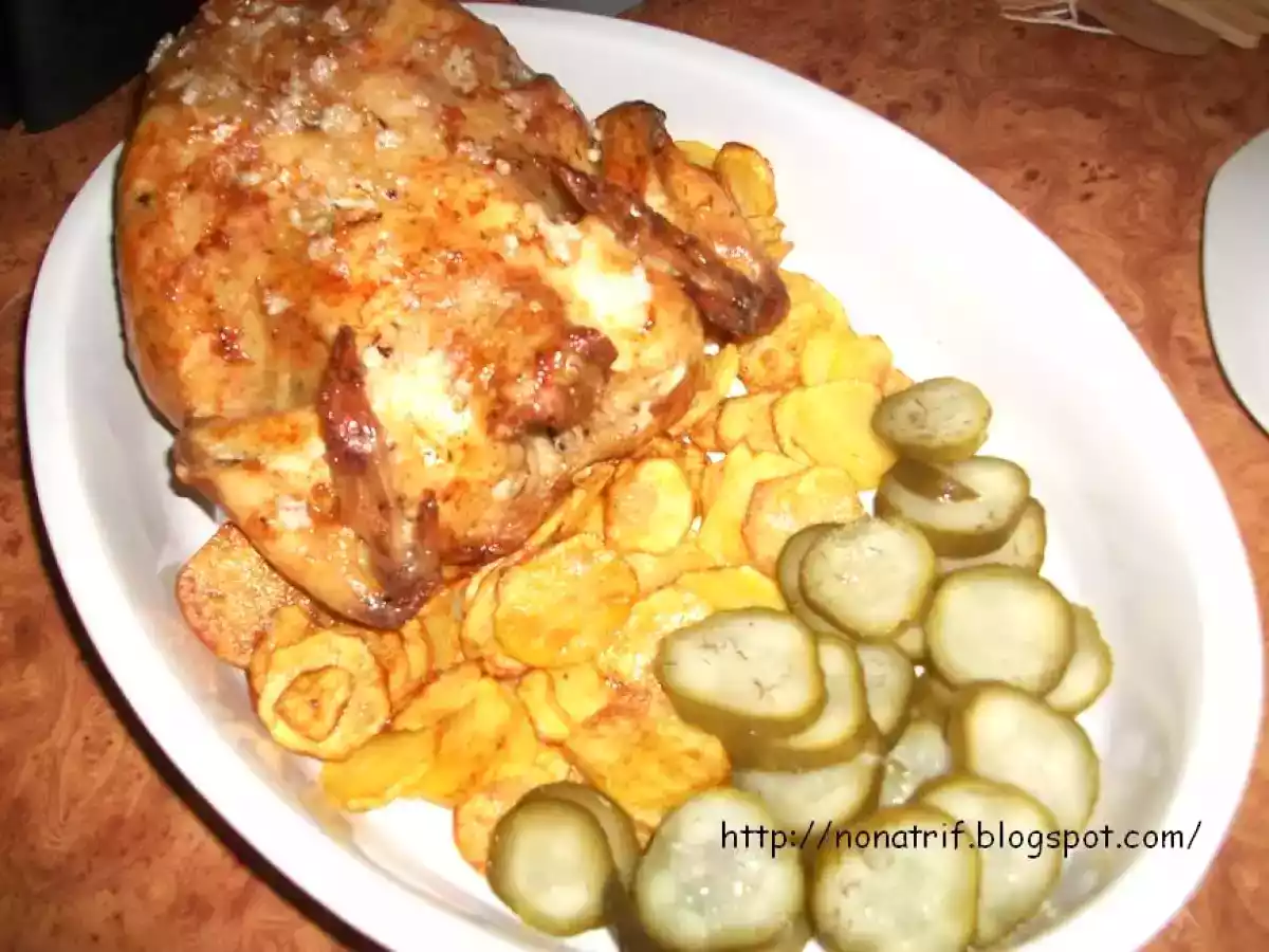 Pui la rotisor cu cartofi chips