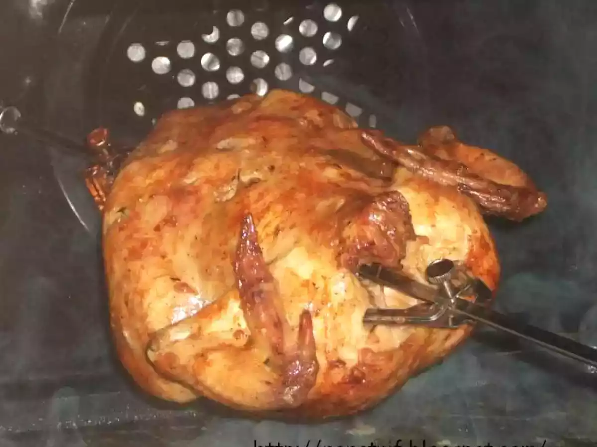 Pui la rotisor cu cartofi chips - poza 2