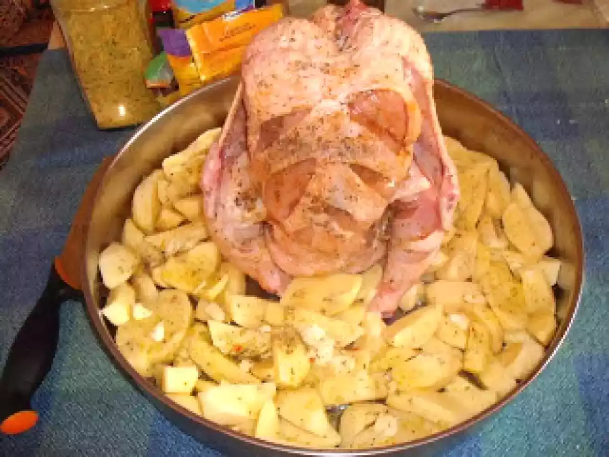 PUI PE BORCAN - poza 2