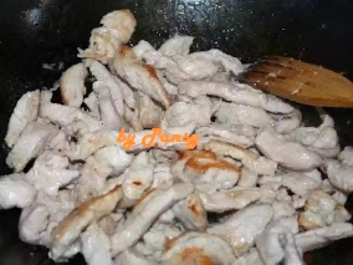 Pui thai cu unt de arahide - poza 2