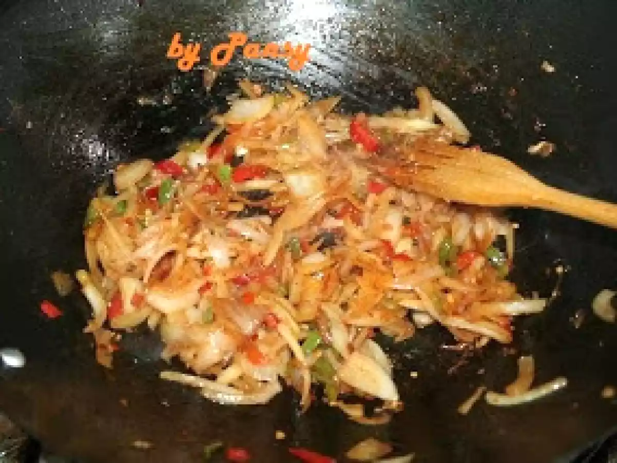 Pui thai cu unt de arahide - poza 3