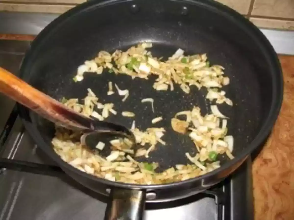 Pui umplut cu legume si fructe picante - poza 6