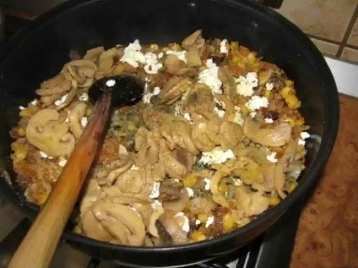 Pui umplut cu legume si fructe picante - poza 8