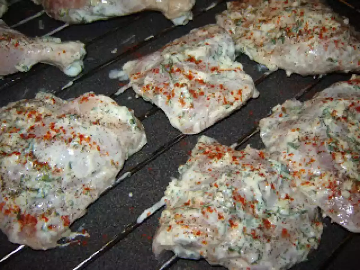 Pulpe de pui cu cartofi noi la cuptor - poza 5