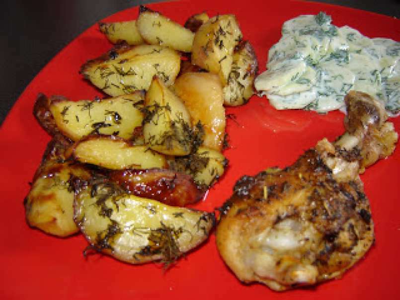 Pulpe de pui cu cartofi noi la cuptor / Chicken legs with potatoes, poza 1