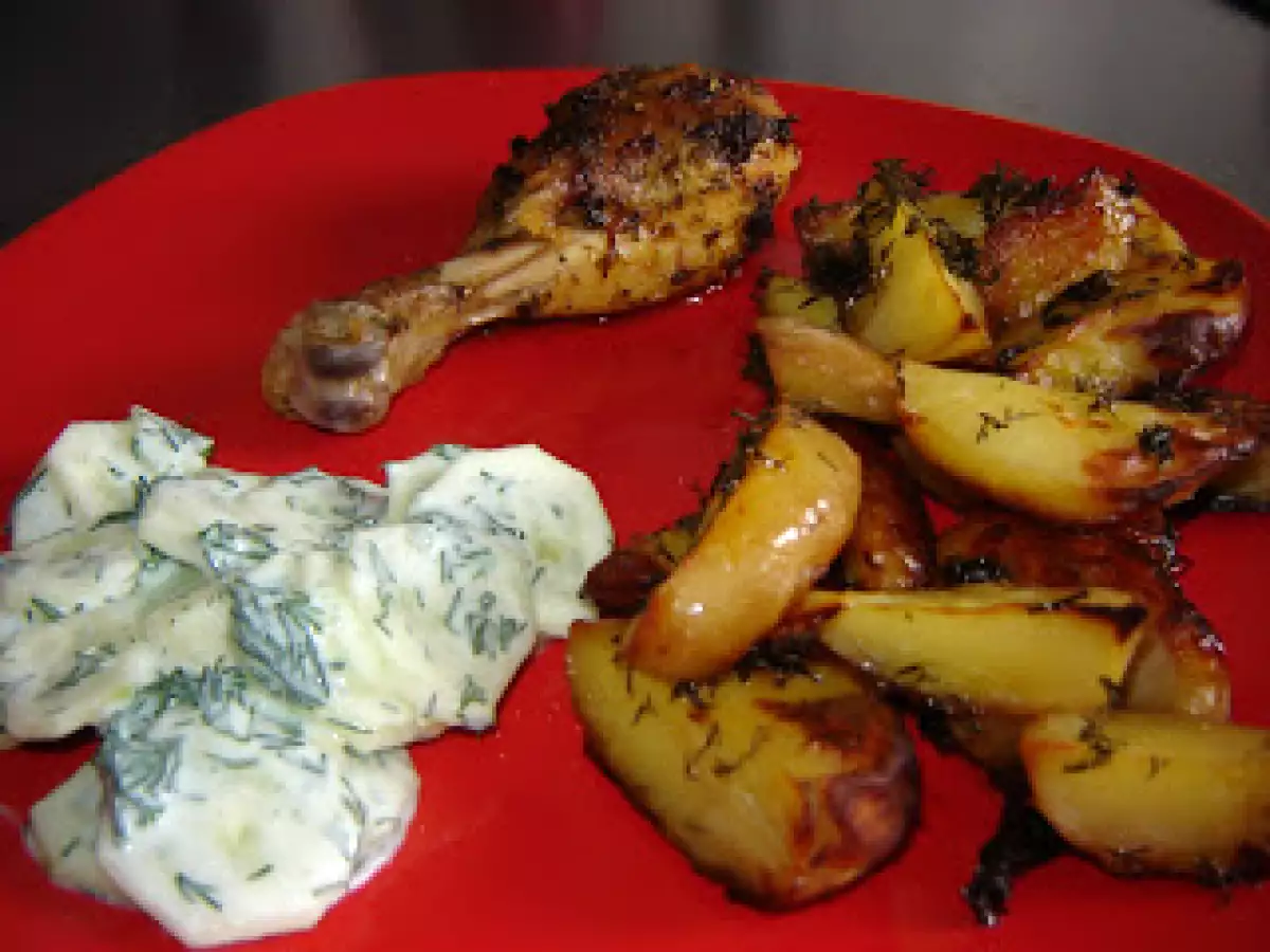 Pulpe de pui cu cartofi noi la cuptor / Chicken legs with potatoes - poza 2