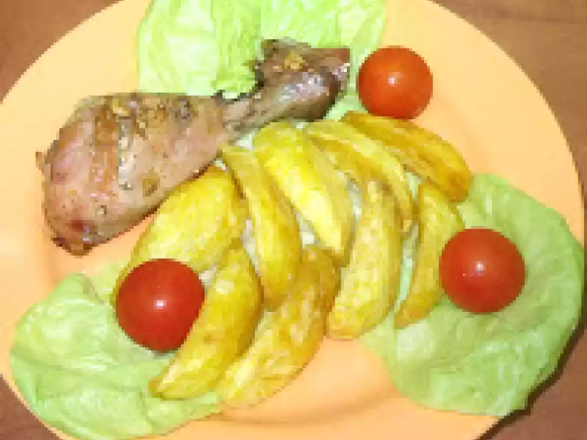 Pulpe de pui la cuptor cu cartofi aurii (2 persoane)