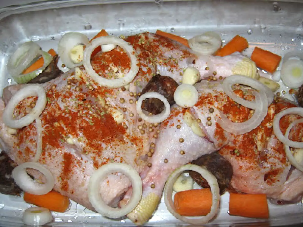 Pulpe de pui la cuptor în vin rou