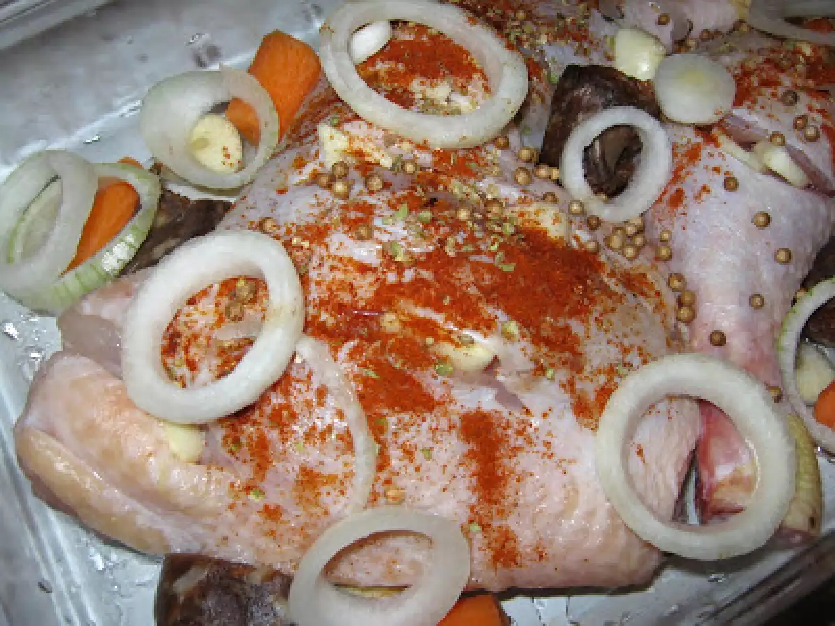 Pulpe de pui la cuptor în vin rou - poza 2