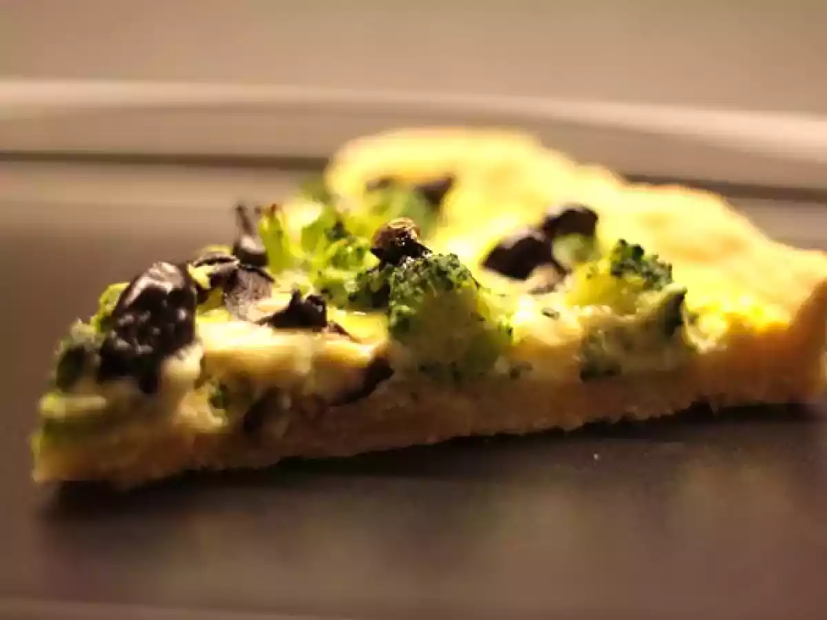 Quiche cu broccoli si masline