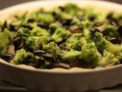 Quiche cu broccoli si masline