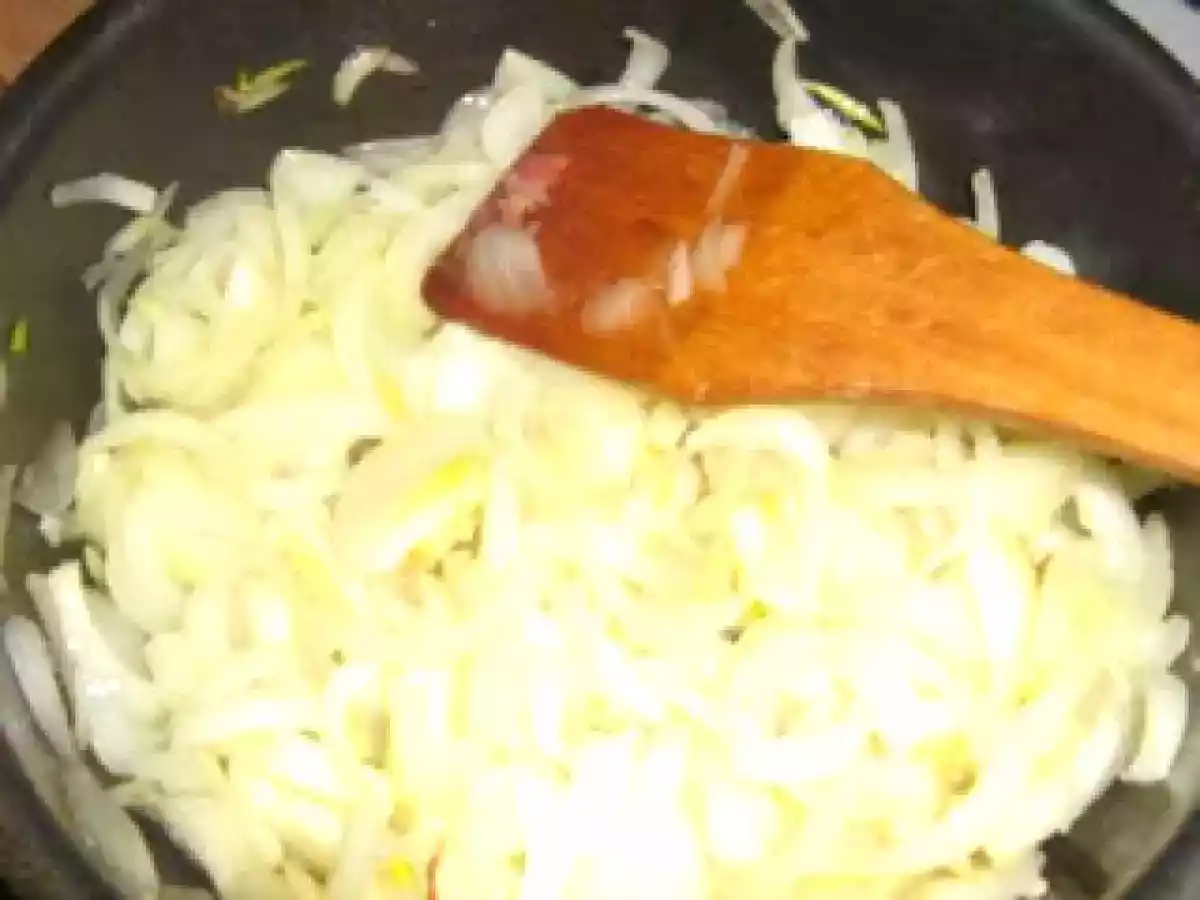 Quiche cu ceapa si sunca - poza 7