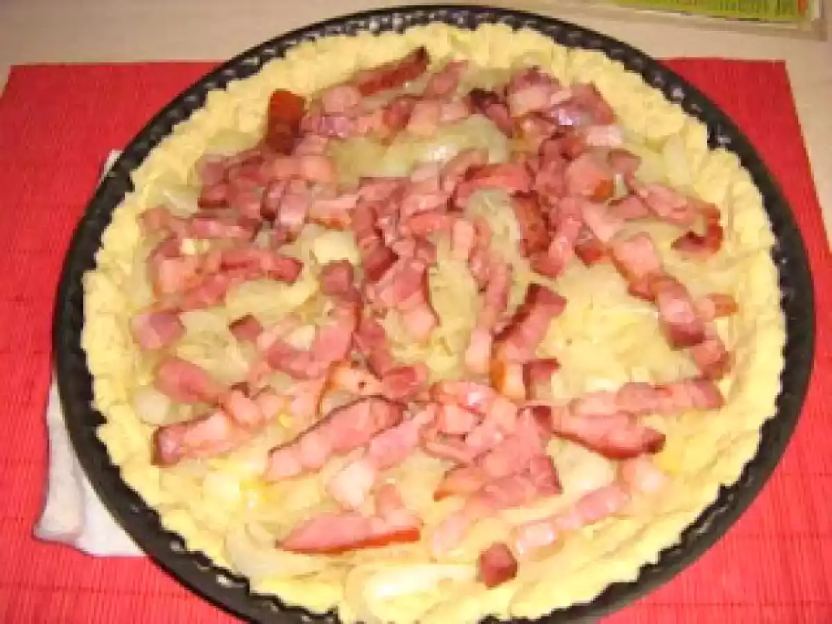 Quiche cu ceapa si sunca - poza 12