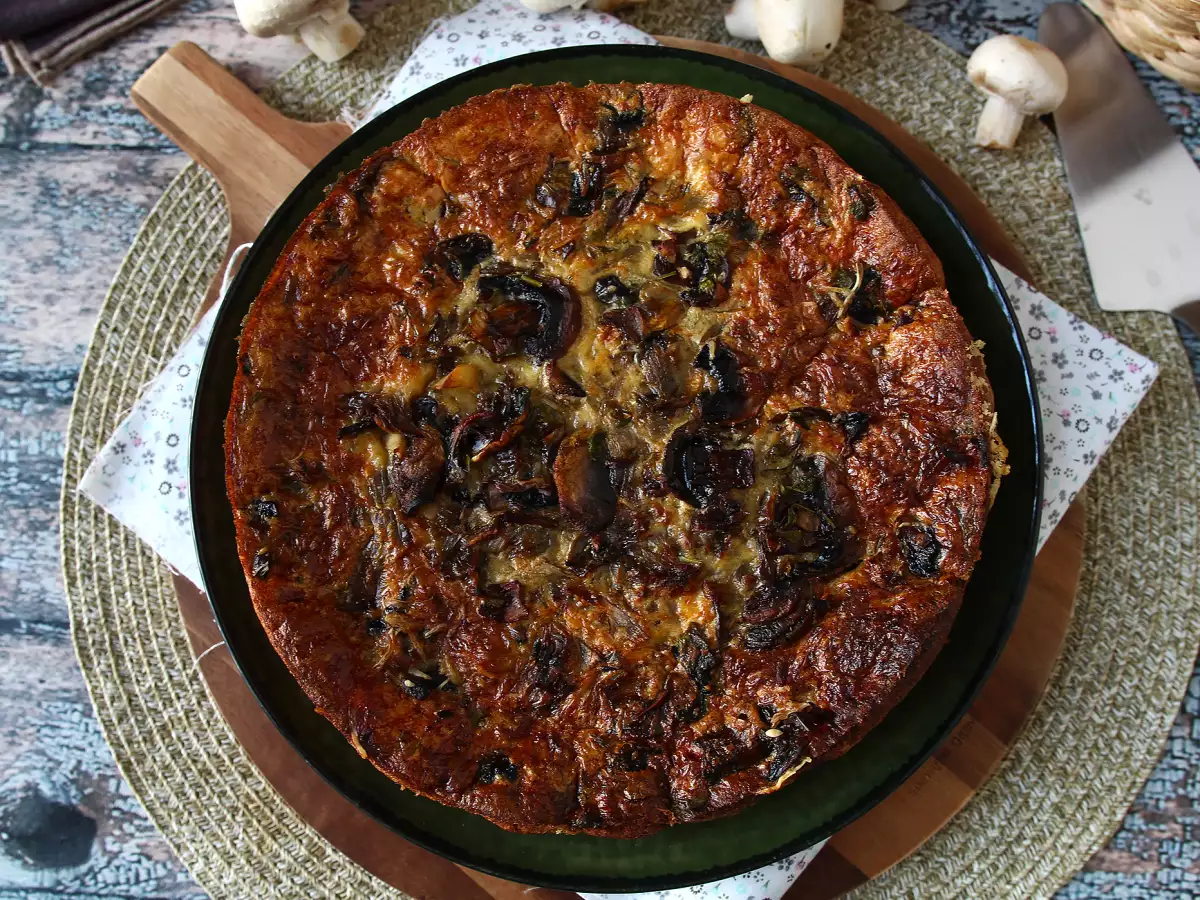 Quiche fără aluat cu ciuperci, bacon și brânză cottage - poza 2