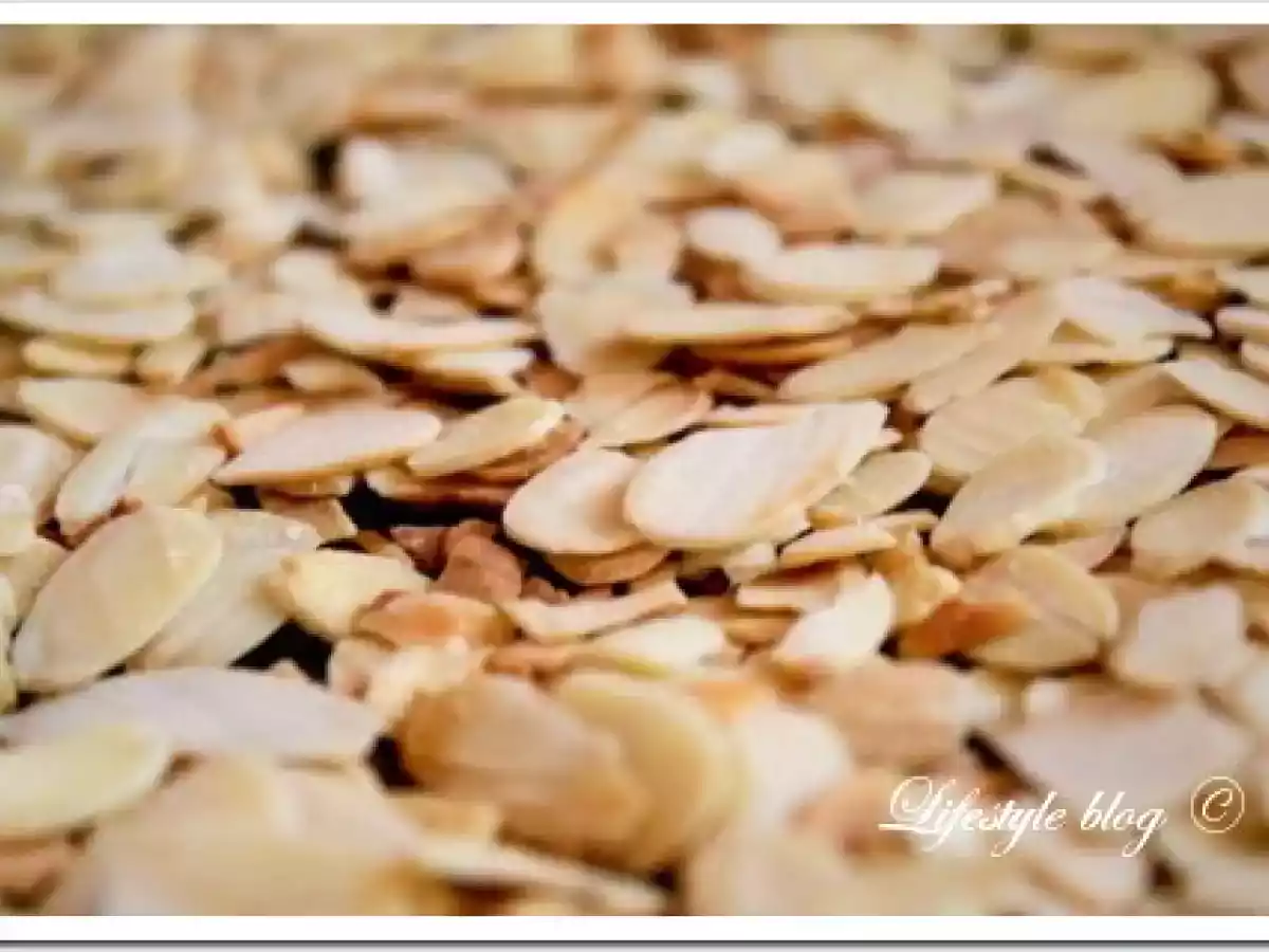 Rafinament vienez: strudel cu mere si sos de vanilie - poza 4