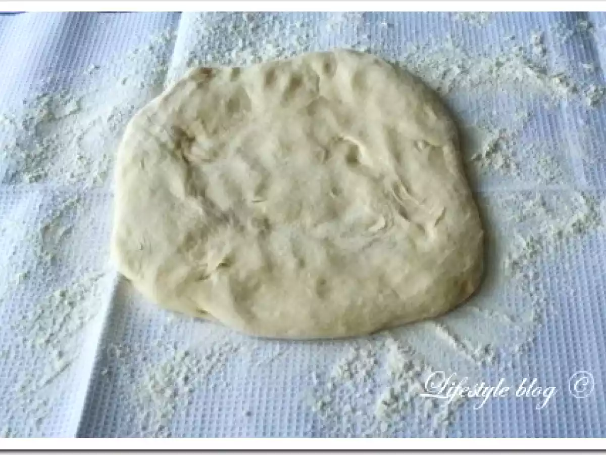 Rafinament vienez: strudel cu mere si sos de vanilie - poza 10