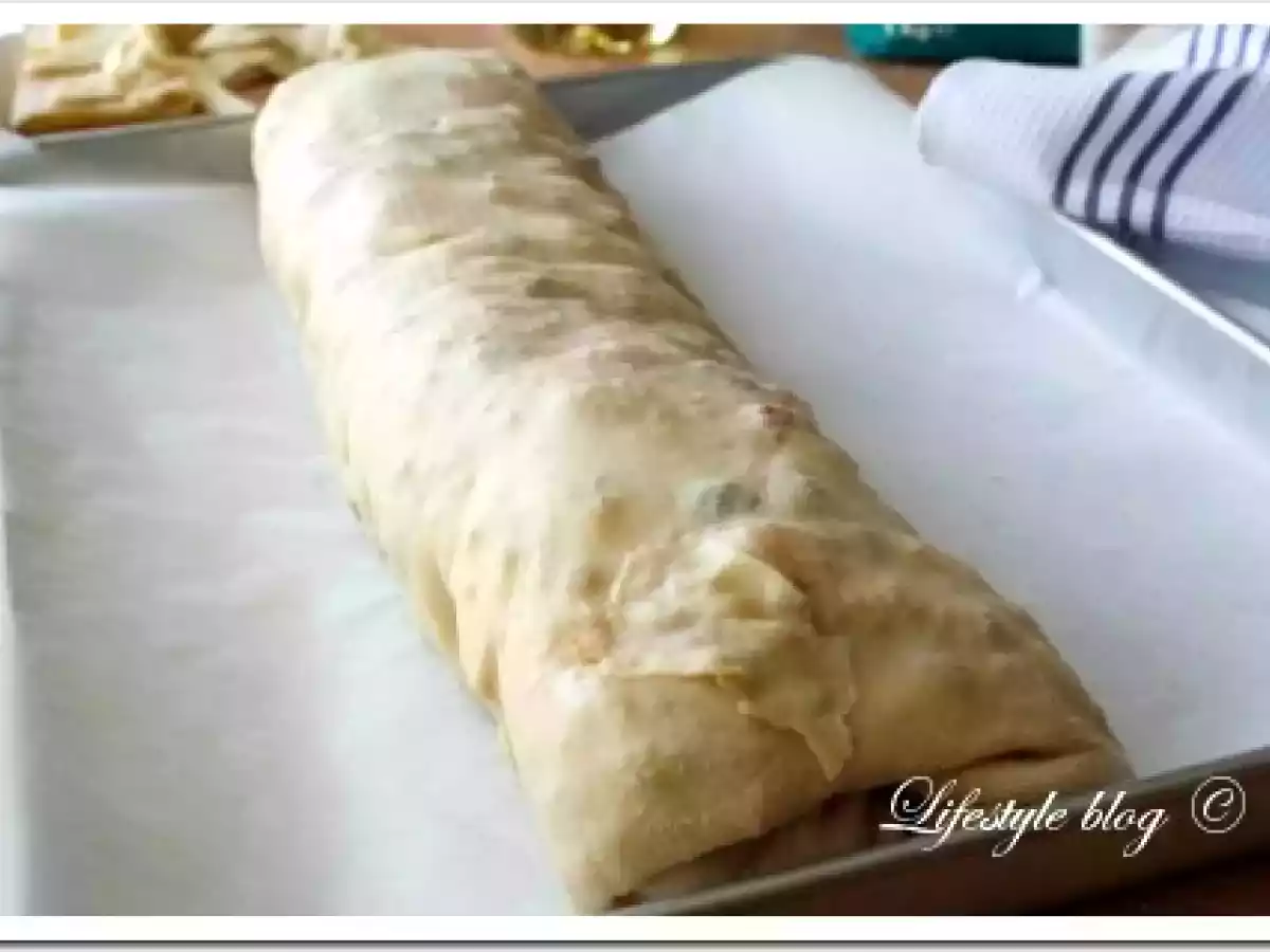 Rafinament vienez: strudel cu mere si sos de vanilie - poza 16